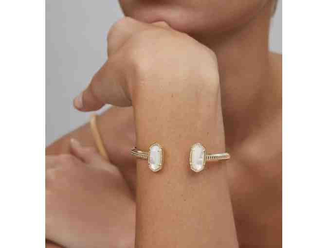 Kendra Scott - Elton Gold Cuff Bracelet in Ivory Mother-of-Pearl