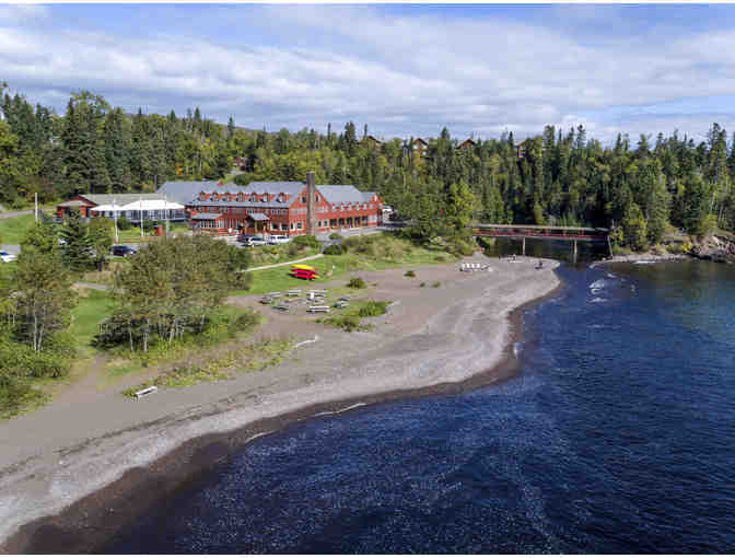 Two Night Sea Villa Vacation at Lutsen Resort