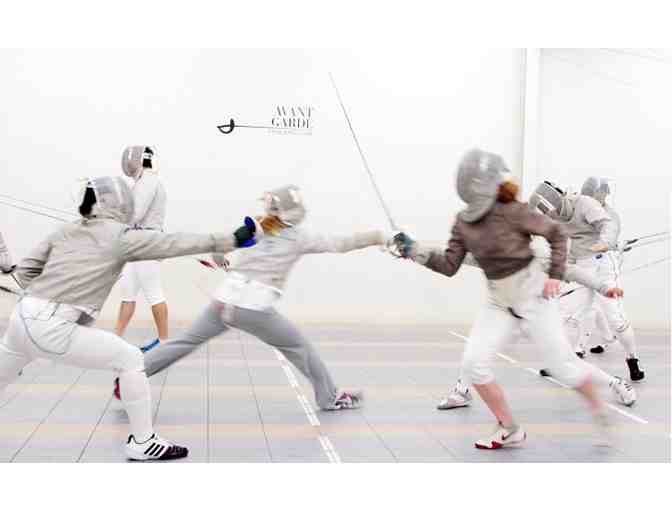 Avant Garde Fencers Club: One Hour Fencing Session for Ten (10) - Photo 1