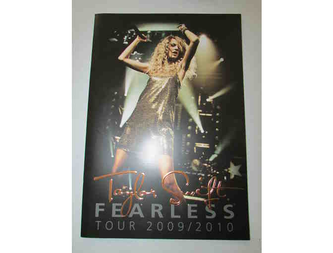 Taylor Swift Fan Package