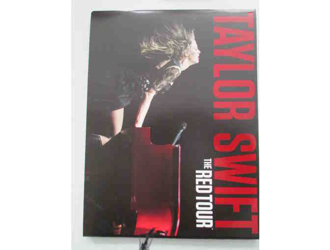 Taylor Swift Fan Package