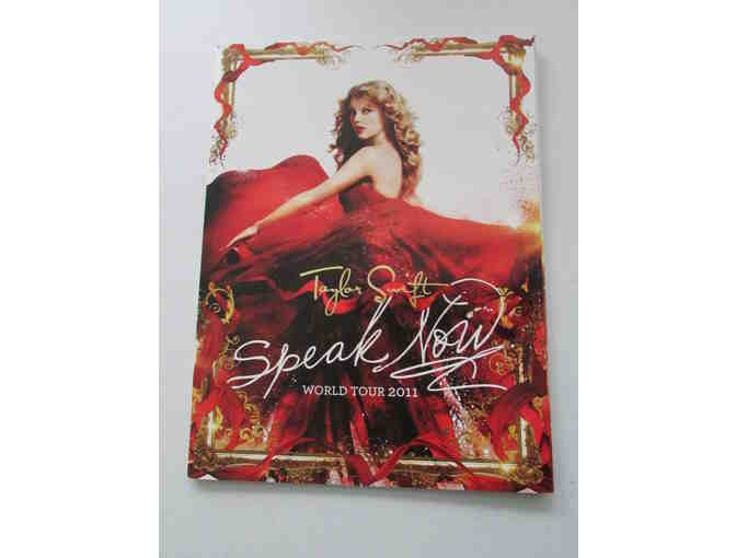 Taylor Swift Fan Package