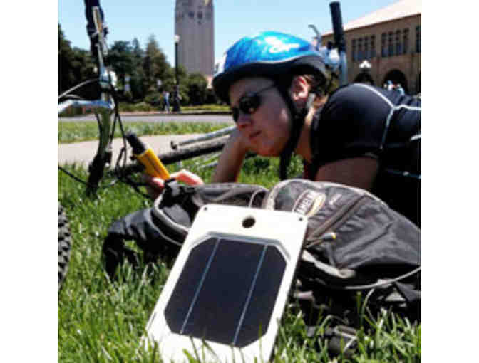 Joos Orange Solar Charger