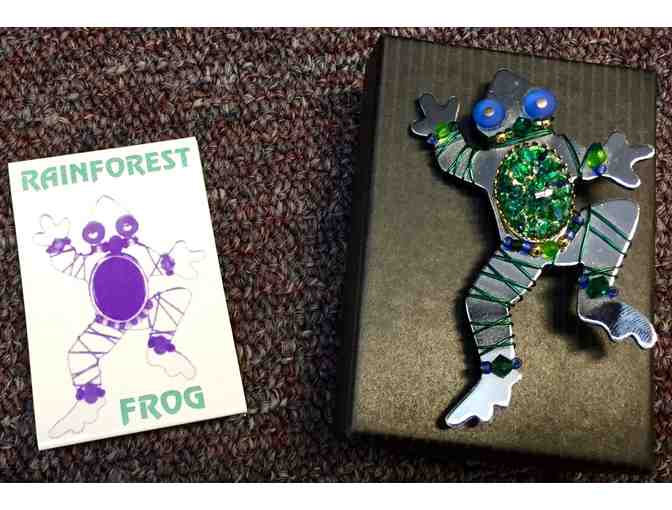 Rainforest Tree Frog Brooch
