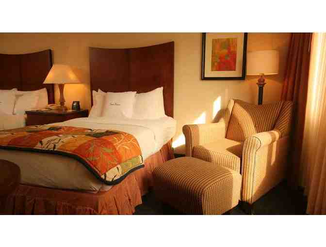 1 Night Stay w/ Breakfast for Two at Doubletree by Hilton - Downtown Nashville