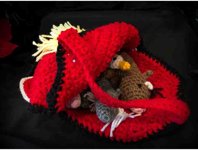 Barnyard . . . a Hand-Crocheted Farm Set