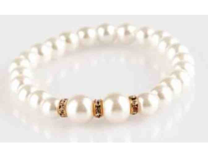 Royal Romance - White Pearl Necklace with matching earrings and bracelet
