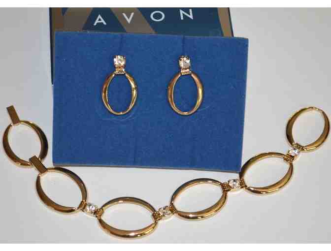 Gold-Tone Oval Link Bracelet and Earring Set by Avon -- New