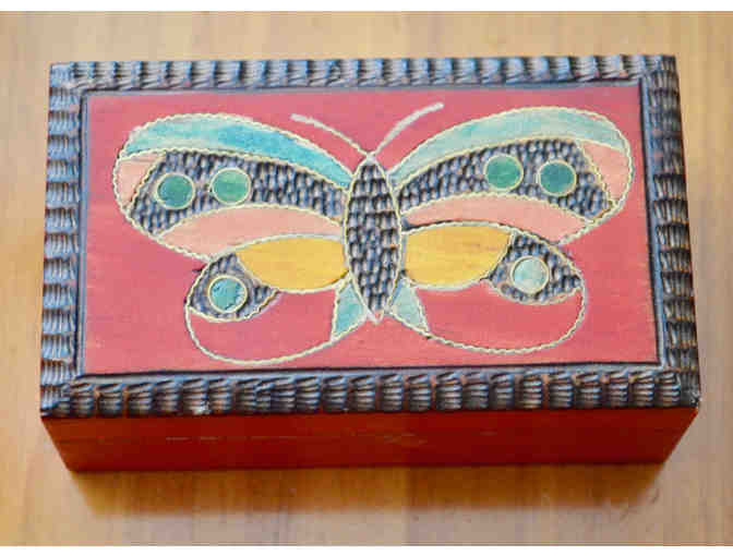 Exquisite Hand-Carved Butterfly Trinket Box --  Preowned, Excellent Condition