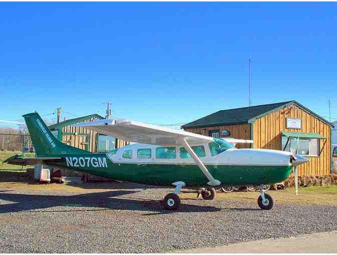 30 Minute Scenic Flight for 4-5 People with Penobscot Island Air