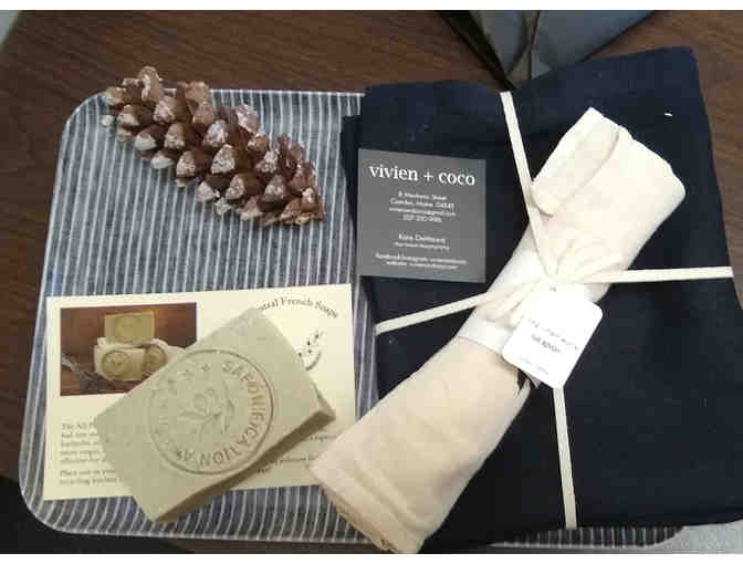 Vivien & Coco Gift Pack