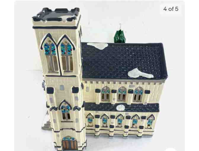 Department 56 Snow Village 'Cathedral'