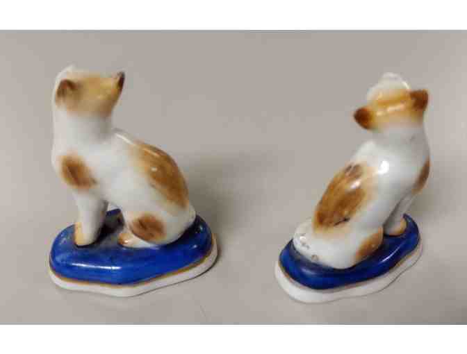 Cat Figurine Collectibles