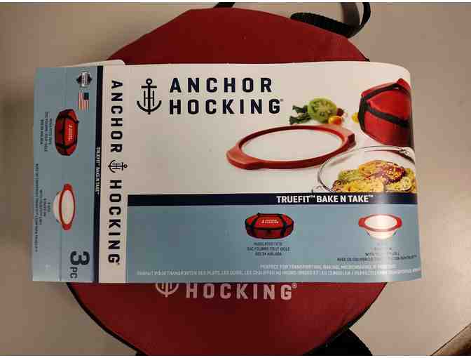 Anchor Hocking insulated covered dish