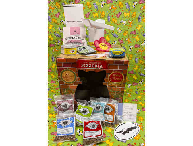 ISLAND ANIMAL GIFT BOX - Photo 1