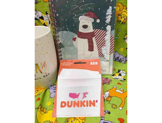 DUNKIN' GIFT CARD AND CERAMIC COFFEE MUG