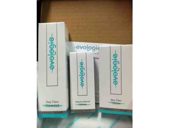 Evologie Skincare Gift Set