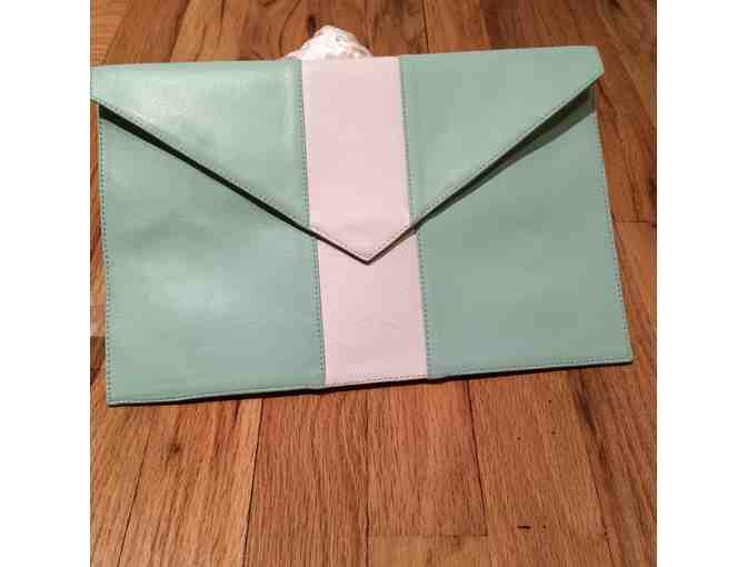 Donatienne stunning green and white clutch