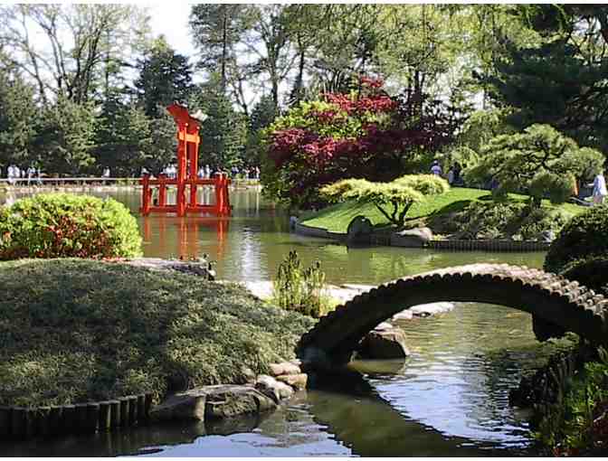 Family Frequent Visitor Pass to Brooklyn Botanic Garden