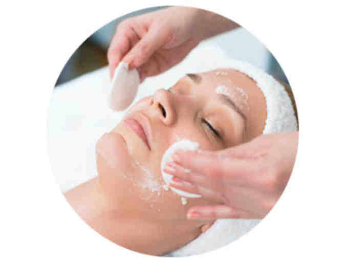 Free Acne/Skin Care Visit with Dr. Chloe Goldman & 50% Off Full Skin Care Regimen