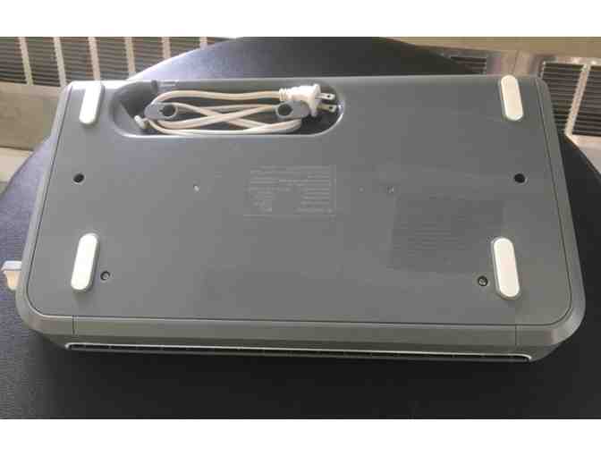 Gently Used FoodSaver FM2110 Vacuum Sealing System