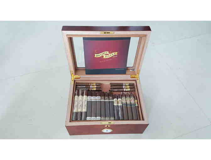 Boutique Blends Humidor & Cigars