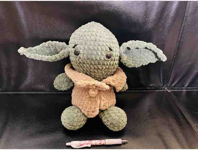 Crocheted Grogu