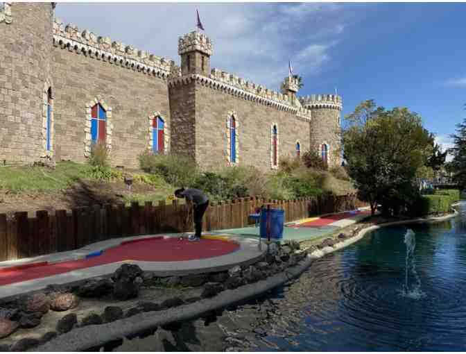 Sherman Oaks Castle Park - 2 Rounds Mini Golf