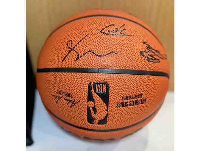 ENTIRE Team Autographed Basketball-LA Clippers Basketball 2024-2025 Team