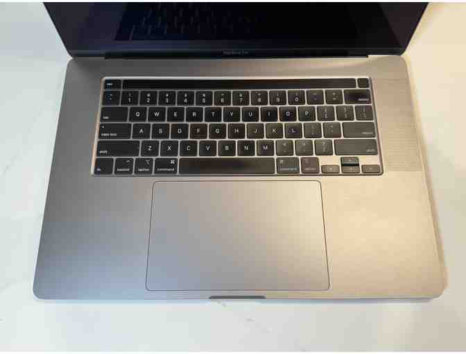 MacBook Pro - Apple - 16' Used - Good Condition