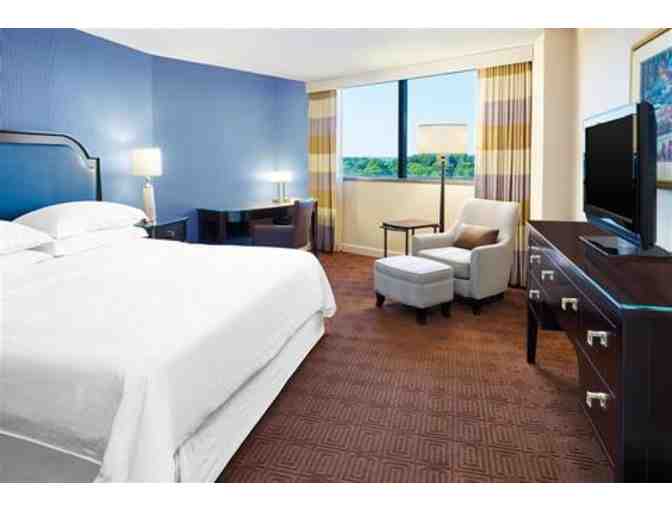 Weekend Stay with Breakfast at Sheraton Baltimore North for 4 people