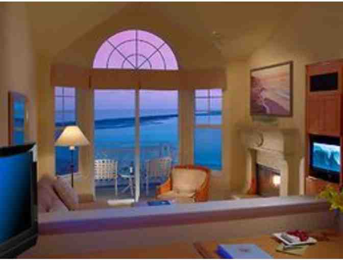 Beachhouse - Half Moon Bay - Enjoy one night in a Penthouse Ocean-View Junior Suite!