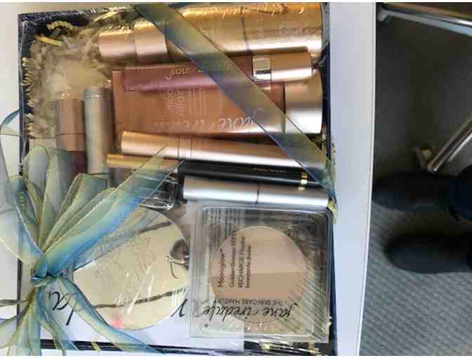 Jane Iredale Gift Bag