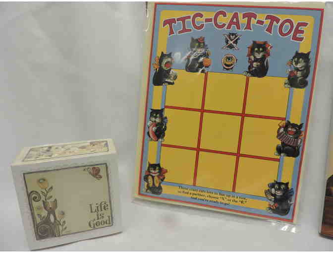 Life is Good Press Cube and Tic-Cat-Toe card with envelope and stationary pad