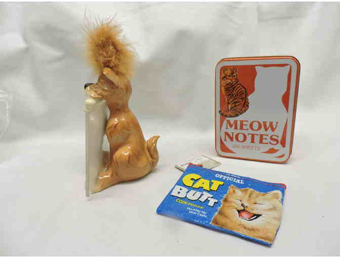 Collectible vintage picture holder, Meow Notes and cat Butt coin purse collectibles