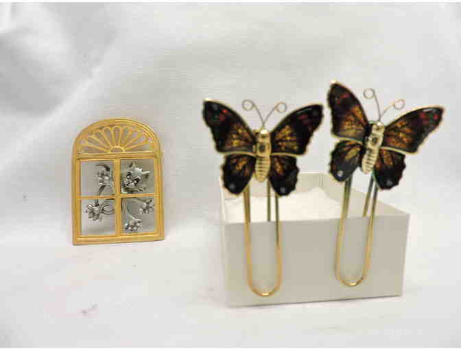 Cute cat pin & 2 Butterfly bookmarks