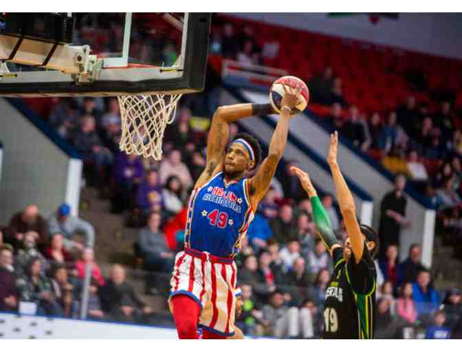 4 Tickets to The Harlem Globetrotters at the AMP - Photo 4