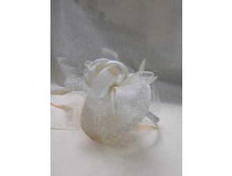 Cream Straw and Feather Fascinator (Woman's Hat)