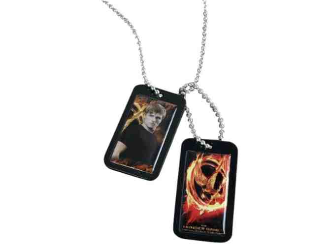 'The Hunger Games' Collectibles Bundle: Dog Tags, Necklace, and Lanyard