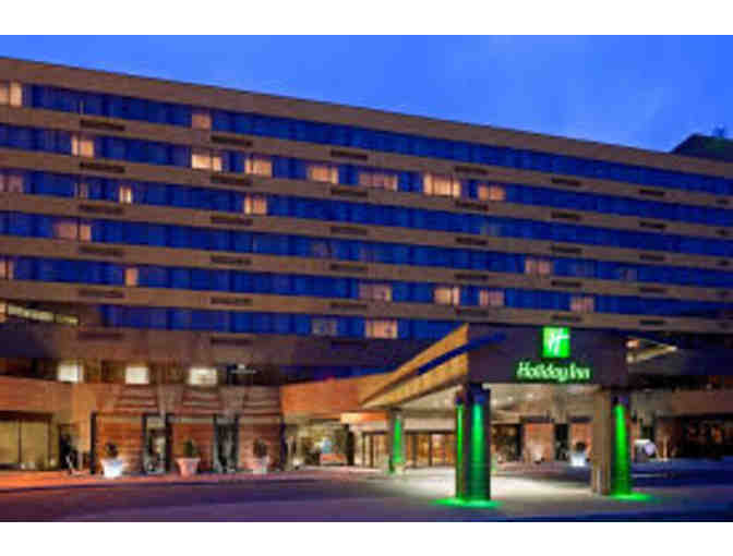 $100 Gift Card to Bareli's & 1 Night Stay at The Holiday Inn Secaucus with Breakfast for 2