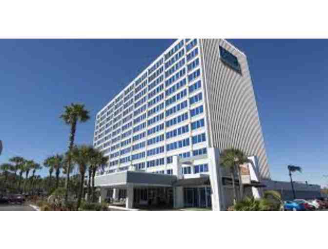 2 Night Stay at The Barrymore Hotel Tampa Riverwalk & 4 Busch Gardens Tickets