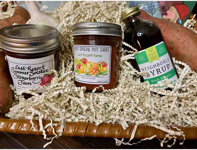 A Fantastic Gift Box from The Last Resort Farm *Books, Syrup, Jam, Hot Sauce, Veggies