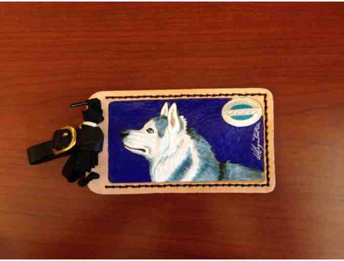 Hand Tooled and Dyed Leather Tag Featuring a Siberian Husky