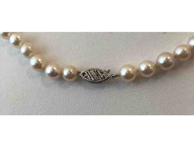 Cultured Pearl Necklace