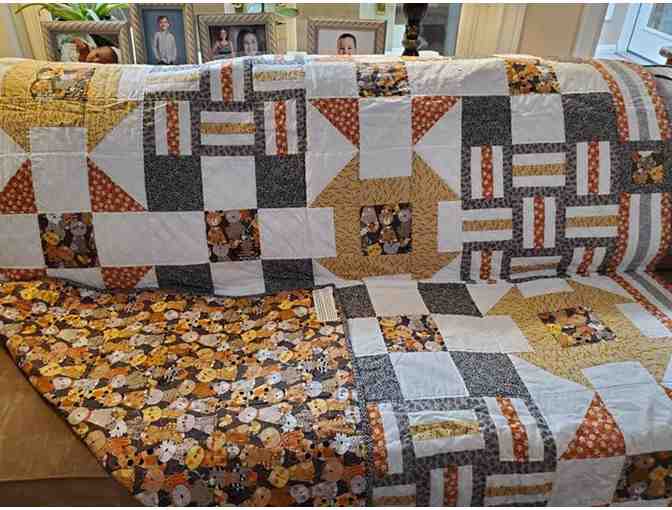'Tic Cat Toe'  Quilt by Ginny Bratrud