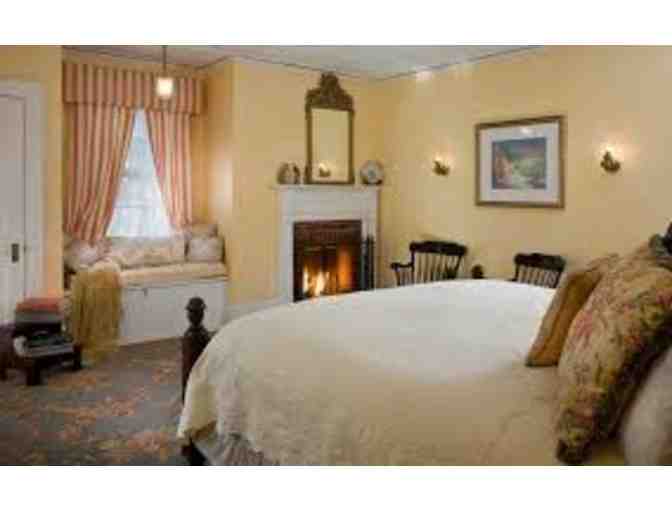 'Staycation' Anyone? Hampton Terrace Inn Stay, and Dinner for Two at Firefly!