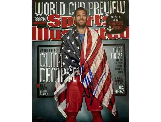 USA Soccer Star Clint Dempsey Framed Autographed Sports Illustrated Photo - Photo 1
