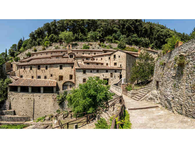 Tuscany Villa 7-Nights for up to 8 w/ Chef Prepared Dinner & Guide Tour