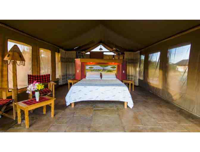 Wild Kenya 5-Night African Safari Experience for (2)