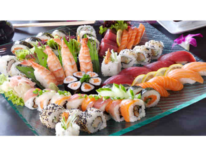 Joyce Chen Deluxe Sushi Party Set